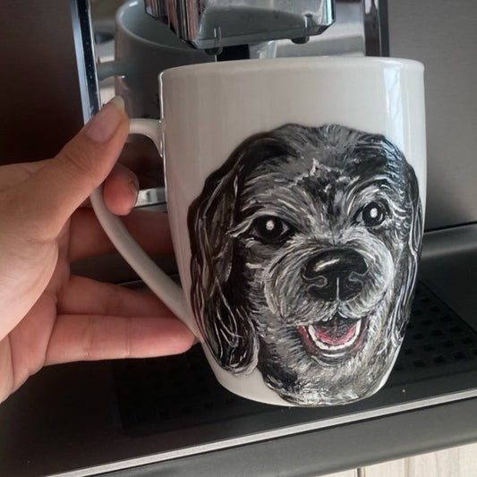 Taza blanca pintada con 1 mascota