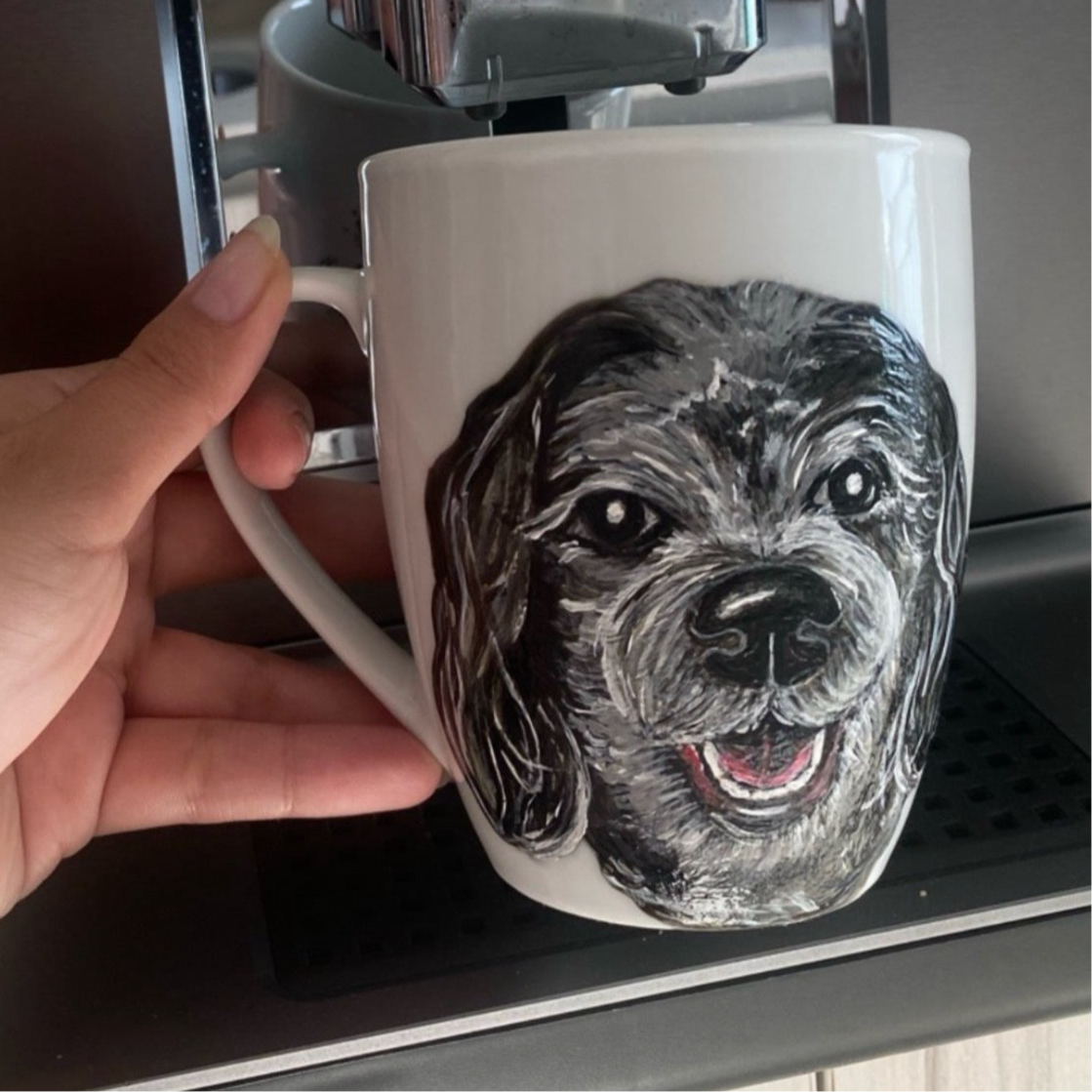 Taza blanca pintada con 1 mascota